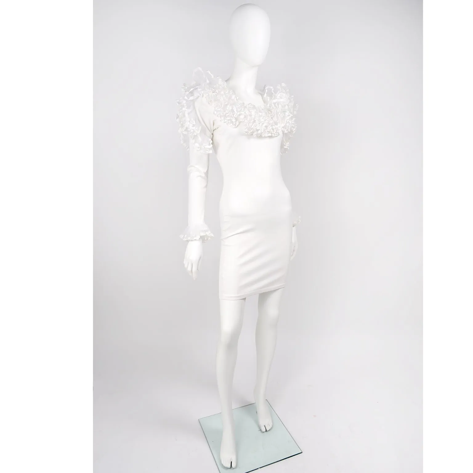 1980s Dana Deatherage Vintage Bodycon Ruffled White Dress
