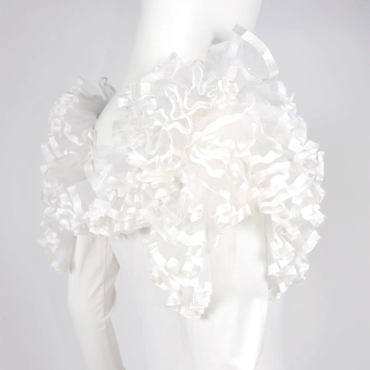 1980s Dana Deatherage Vintage Bodycon Ruffled White Dress