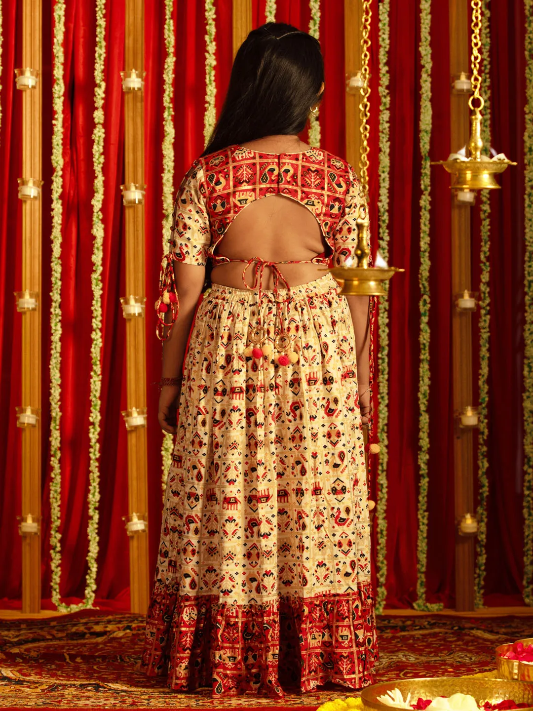 Jashvi Girls' Red And Cream Patola Print Lehenga Set
