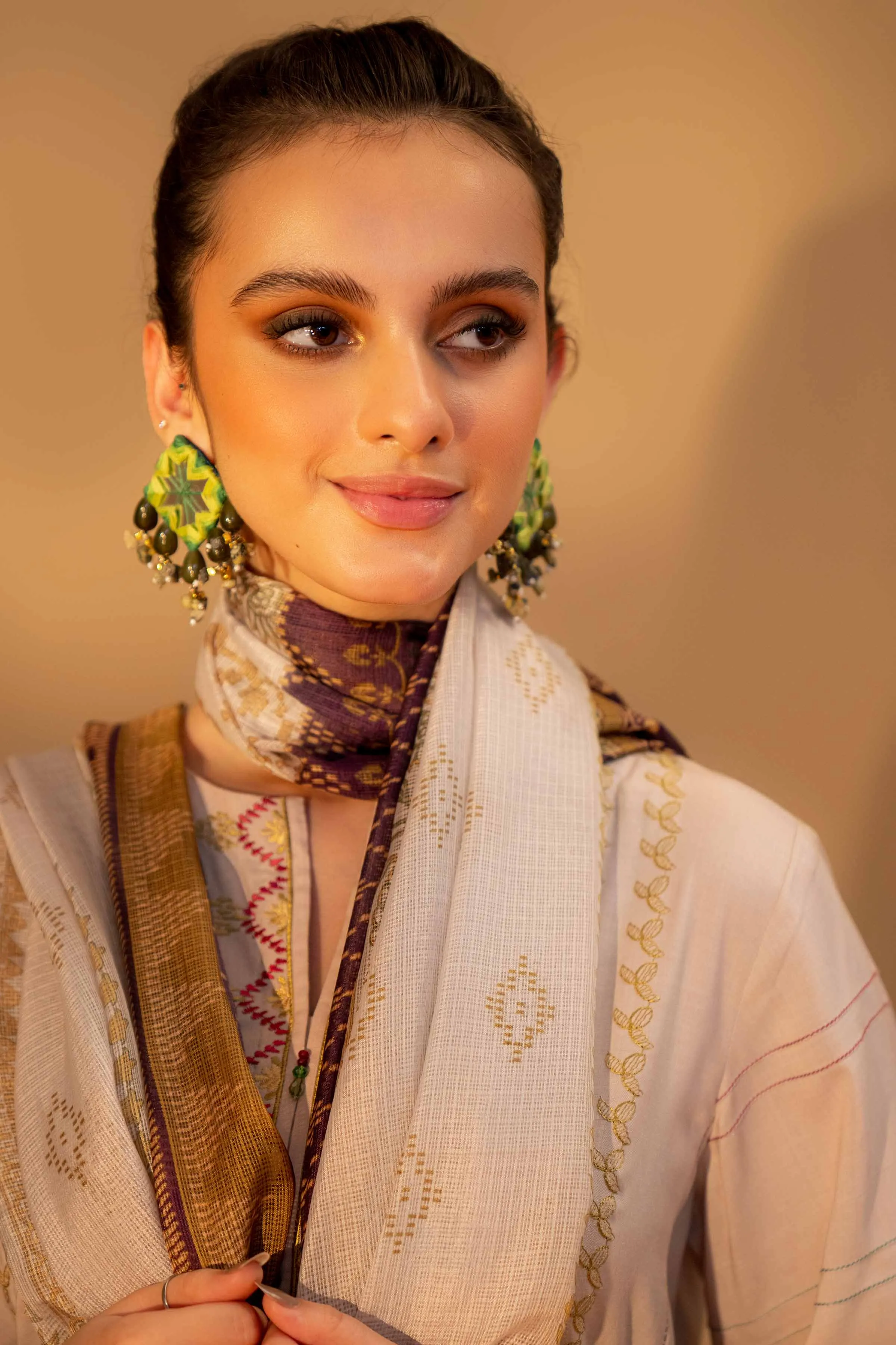 Nishat Linen South Winter Collection 2023 – 3 Piece - Embroidered Suit - 42306462
