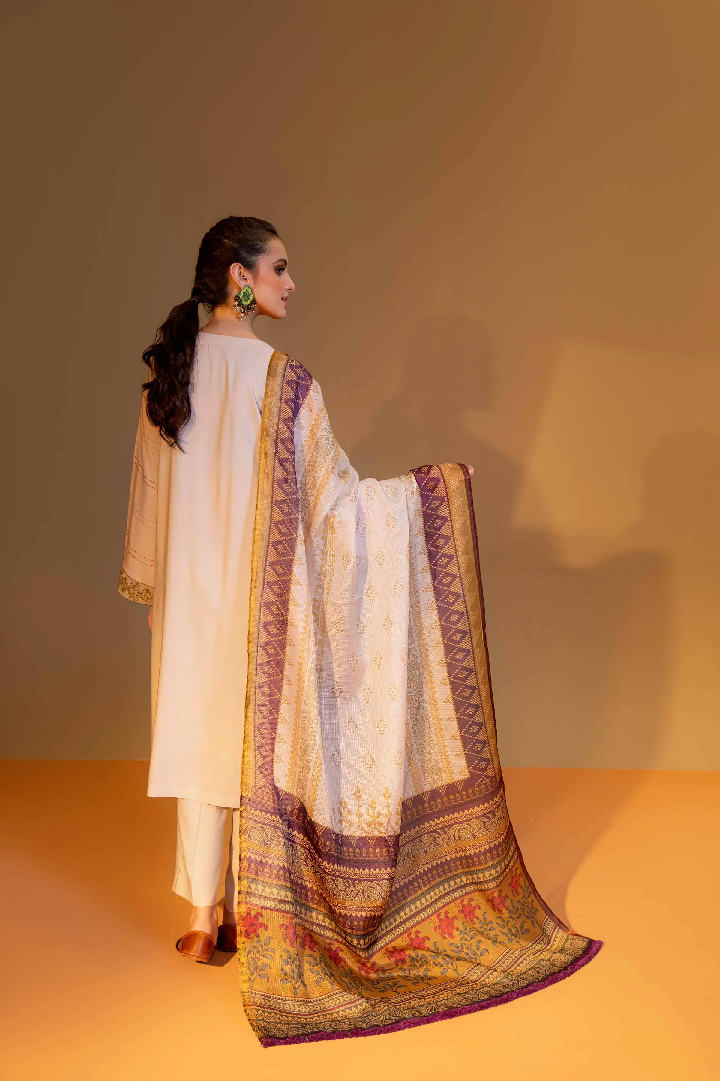 Nishat Linen South Winter Collection 2023 – 3 Piece - Embroidered Suit - 42306462