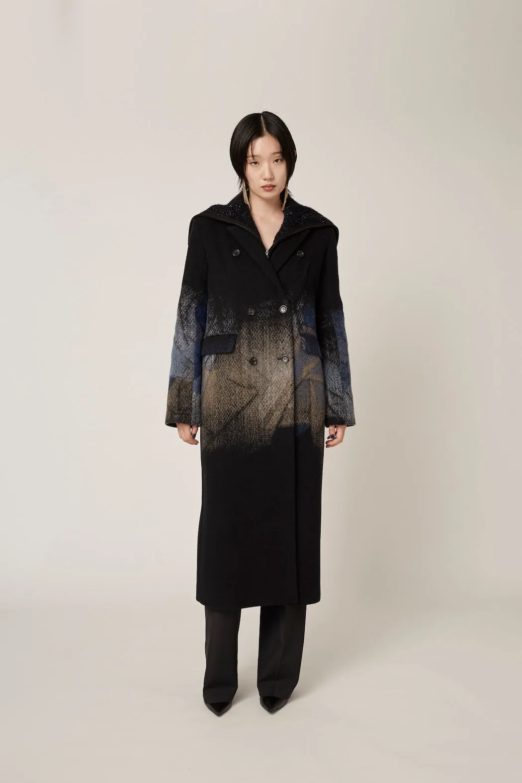 "Emerge" needle punch wool coat (Black)